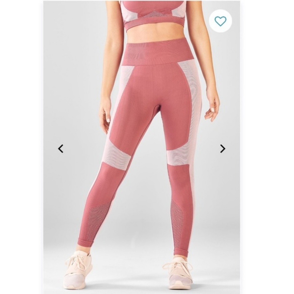 Fabletics Seamless High-Waisted Statement Legging